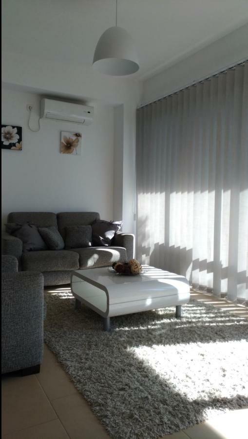 Apartments Acacia Hill Дженовичи Экстерьер фото